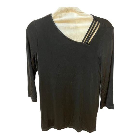 Chico’s Travelers Black Cutout Neckline 3/4 Sleeve Top Size 0 Small Stretch Knit - Picture 1 of 7